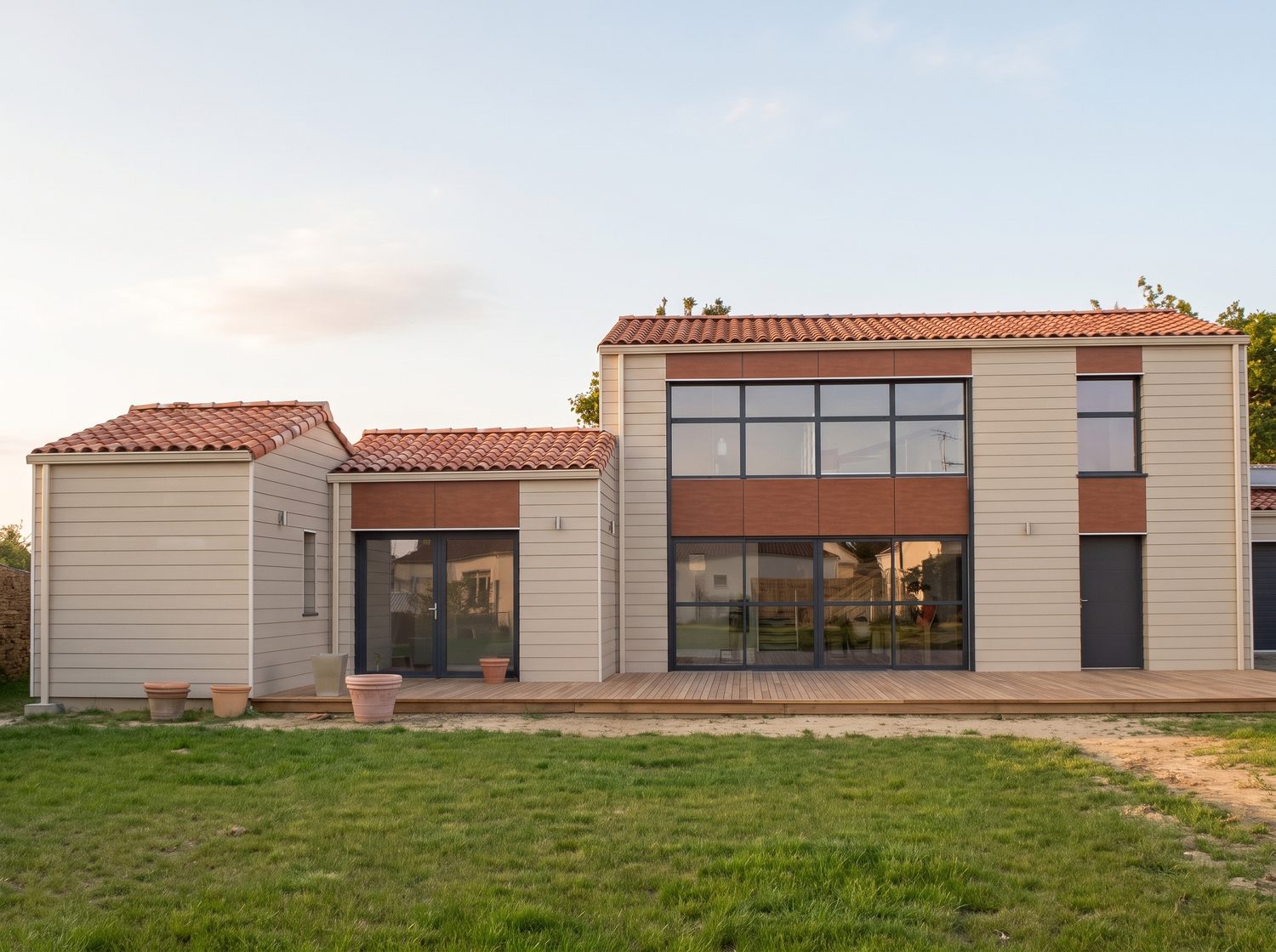 Maison contemporaine à ossature bois et terrasse