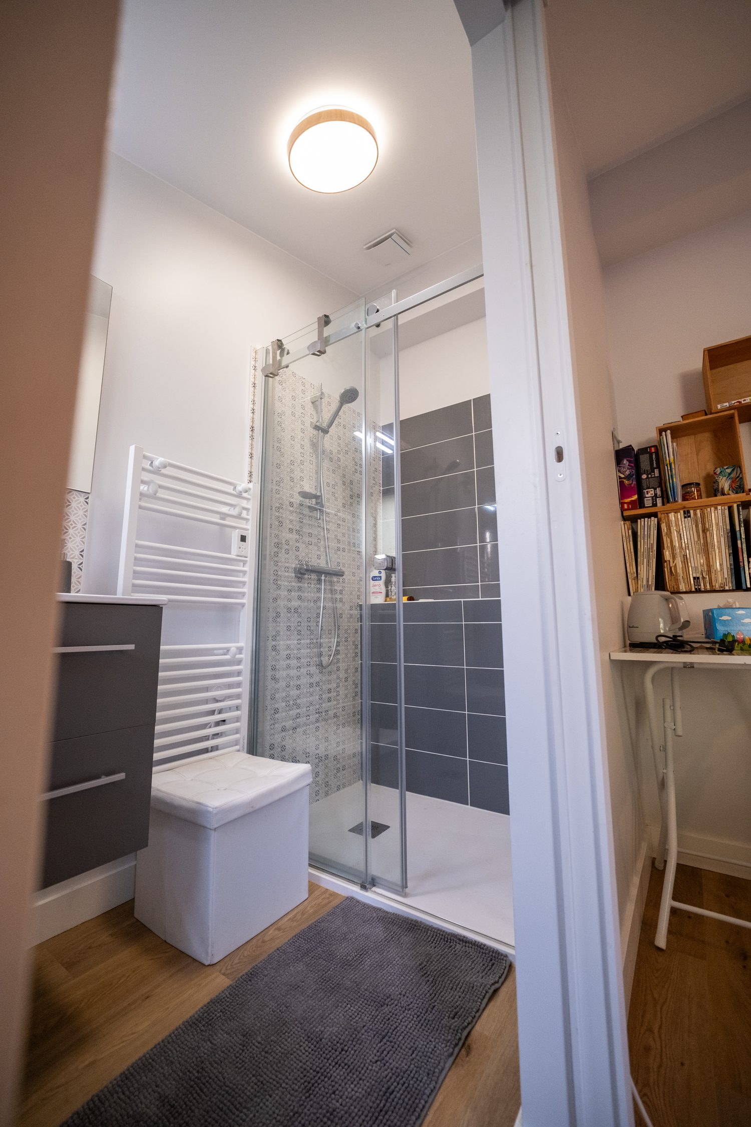 Salle de bain du studio enterré