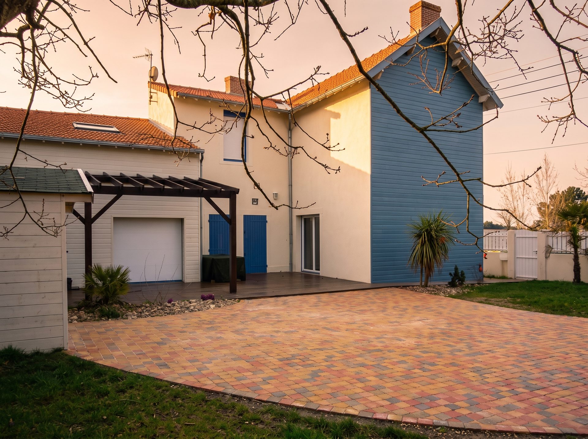 Extension et surélévation réalisées par CIVEL